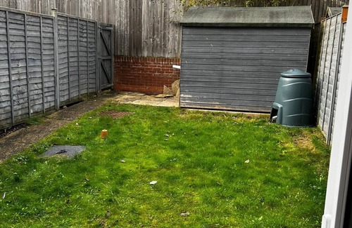 Andover Casa | Andover Charming Three Bedroom House