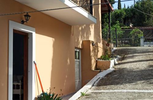 Agios Georgios Pagon Apartamento | Andreas Apartments