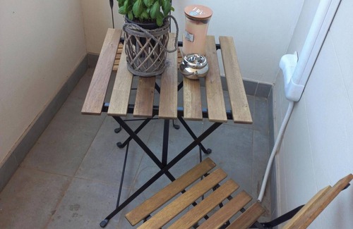 Pigneto Apartamento | Andrewsuite rome center san giovanni living in pigneto....