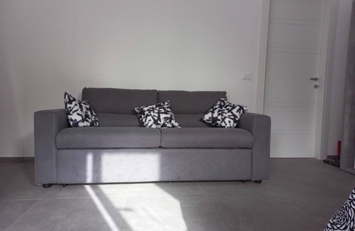 Pigneto Apartamento | Andrewsuite rome center san giovanni living in pigneto....