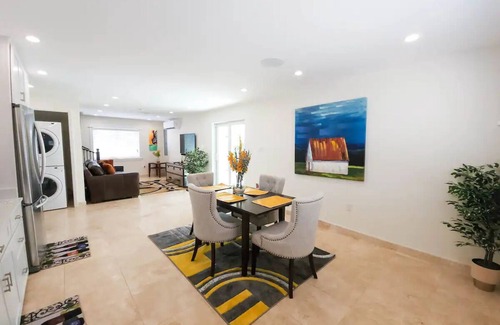 Bodden Town Villa | Andy's Inn is a delightful 3 bedroom guesthouse nestled in historic Bodden Town.
