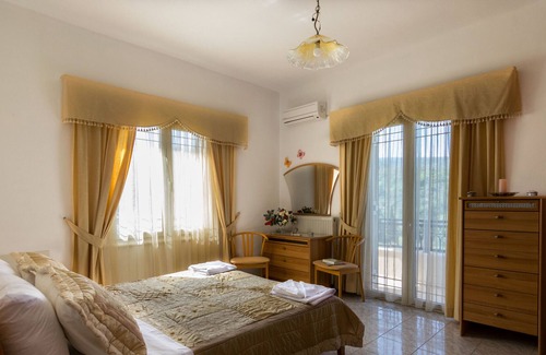 Amnatos Villa | Anemeli for 7 ,Great views,Private & Kids pool