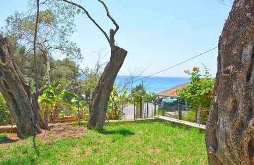 Sinarades Apartamento | Anemelo house by the Kontogialos beach