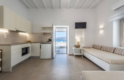 Milos Apartamento | Anemi Suites