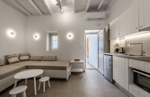 Milos Apartamento | Anemi Suites