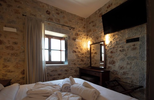 Omales Hotel | Anemos Suites Mani