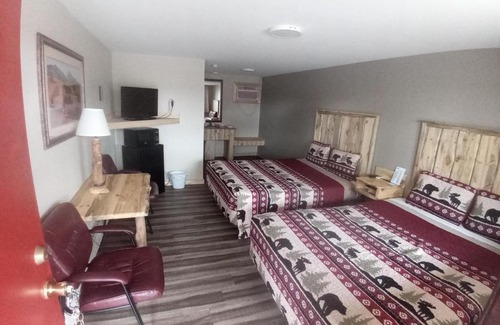 Cortez Cabina | Aneth Lodge Budget 6