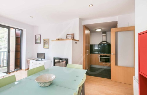 Alt Aneu Apartamento | Àneu, by SeaMount Rentals