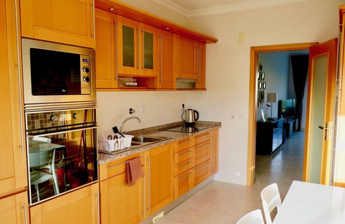 Porto de Mos Apartamento | Ange's Place Luxury 5 * Apart & Pool. Beach 7min Walk