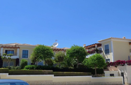 Porto de Mos Apartamento | Ange's Place Luxury 5 * Apart & Pool. Beach 7min Walk