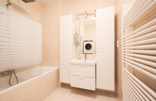 Ferencvaros Apartamento | Angel Apartment with Free Garage Parking