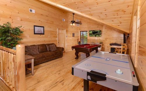 Gatlinburg - Pigeon Forge Villa | Angel Haven