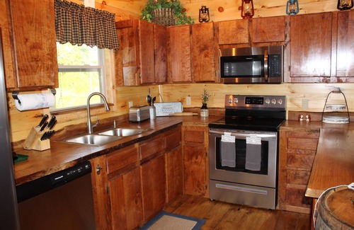 Beattyville Casa | Angel's Retreat: NEW Cabin close to Red River Gorge Area