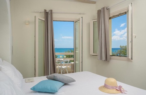 Agia Anna Cama Y Desayuno | Angel Suites