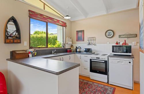 Kinloch Casa | Angela Close to the Lake - Kinloch