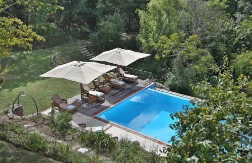 Vicopelago Villa | Angeloni by Salogi Villas
