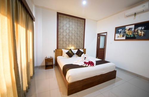Seminyak Hotel | Anggie Stay