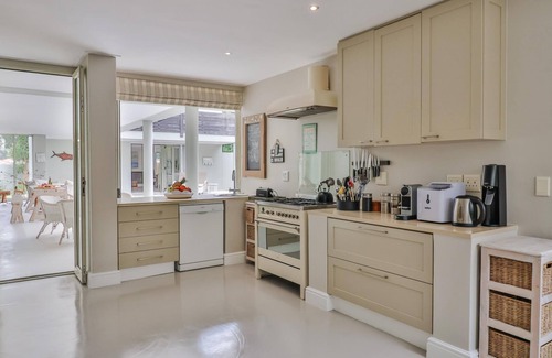 Chanteclair Casa | Angle Sea - large families, near Langbaai Beach