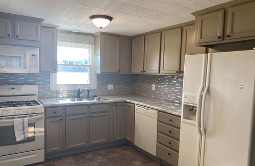 Howe Casa | Angler's Place at Pigeon Lake