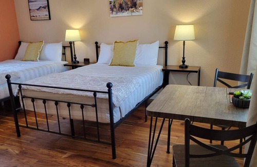 Dillon Apartamento | Angler Village #07 Studio w/2DBL beds & kitchenette