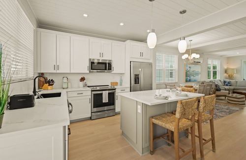 Cortez Casa | Sustainable Luxury Home with Pool & Tesla Charger Quick Drive from the Beach