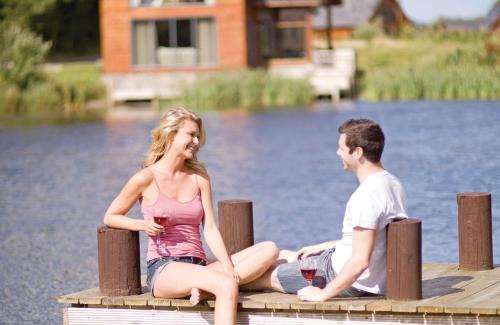 Menai Bridge Complejo | Anglesey Lakeside Lodges