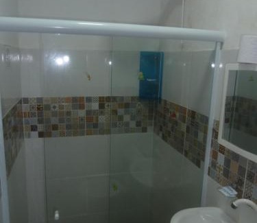Balneario Casa | Angra Suítes em Família