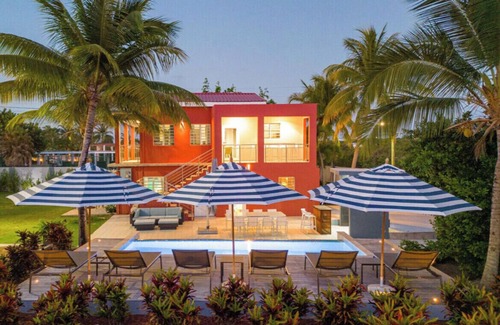 West End Village Casa | Anguilla's "place to be" spacious 5-bedroom villa on upscale Meads Bay beach