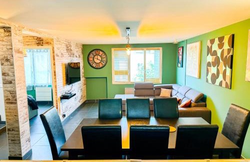 Meaux Apartamento | Anh K - TiamConciergerie - DISNEY - Meaux Centre