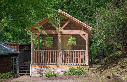 Lookout Valley Neighborhood Association Casa | Ani Cabin Tiny Home Bordered By National Forest