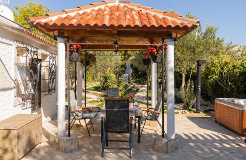 Bristane Casa | Anica&Jaglica