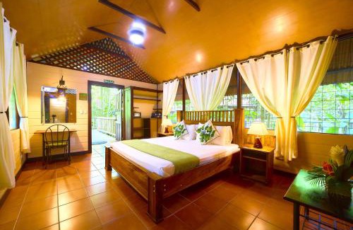 Tortuguero Cabina | Aninga Lodge