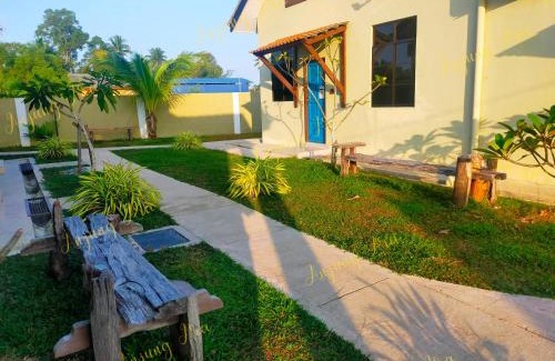 Kampung Pengkalan Maras Casa | anjung ara suites and roomstays