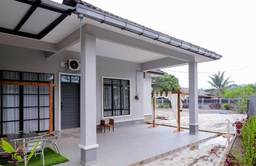 Kampung Durian Guling Casa | Anjung Homestay & Event