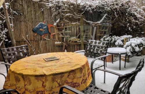Old Fourth Ward Cama Y Desayuno | Ann Arbor Bed and Breakfast