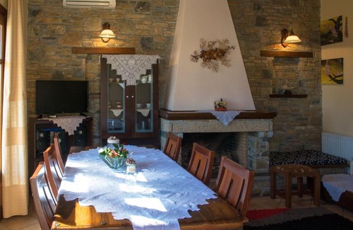Agios Dimitrios Casa | Anna maria