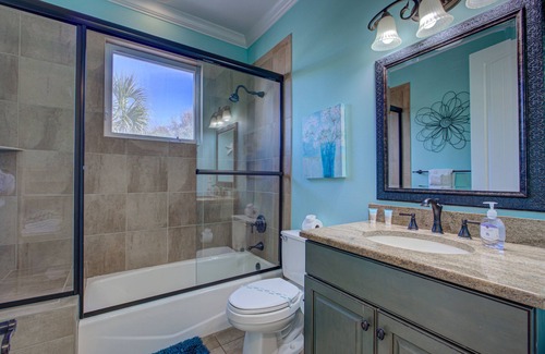 Bradenton Beach Casa | Anna Maria Island Beach Palace