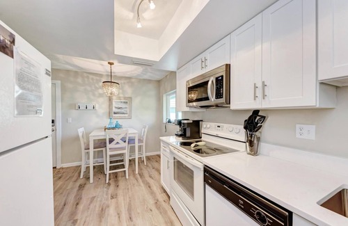 Bradenton Beach Condominio | Anna Maria Island Beach Palms 8B