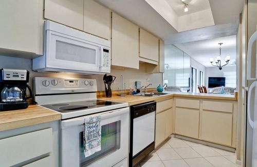 Bradenton Beach Condominio | Anna Maria Island Beach Palms 8B