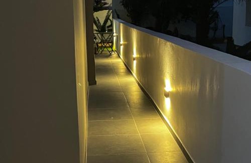 Petaloudes Apartamento | Anna Maria Suite