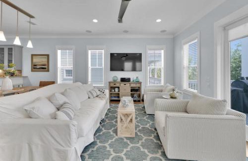 Seacrest Beach Casa | Anna's Beach House Walk-Out To 30A in Seacrest- Pet-Friendly