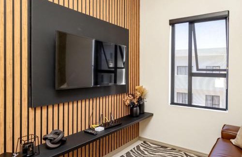 Greater Johannesburg Metropolitan Area Apartamento | Anna Suite - Serenity & Stuff Luxury Apartments