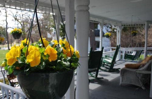 Saratoga Springs Hotel | Anne's Washington Inn