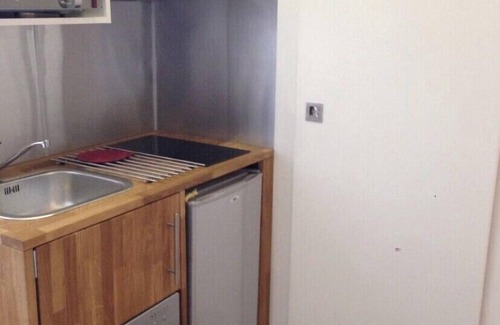 Saint-Regnobert-de-la-Cote-de-Nacre Apartamento | Anexo encantador estudio en un callejón a la playa