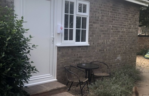 Mildenhall Casa | Annexe II 15 mins walk from Mildenhall Centre