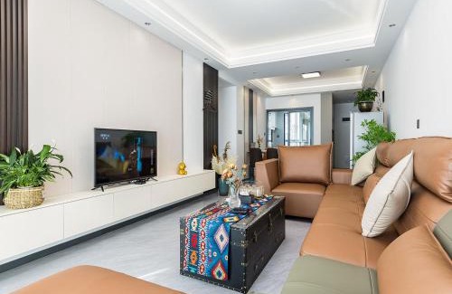Panlong Apartamento | Annie 2704-only 260 metres from Metro Line 2 Exit C of BeiChun