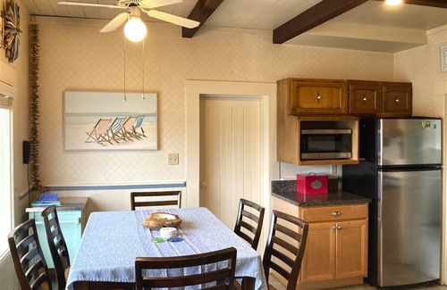 Fort Bragg Casa | Annie`s Beach House - A historic and cozy rental just minutes away from the beach!