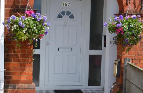 Rushmoor District Cama Y Desayuno | Annie's Guest House