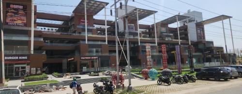 Jaypee Greens Apartamento | Anom stays 2