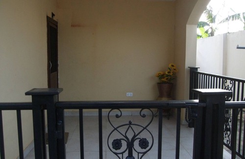 Accra Apartamento | Anorkor Villas Apt. 2